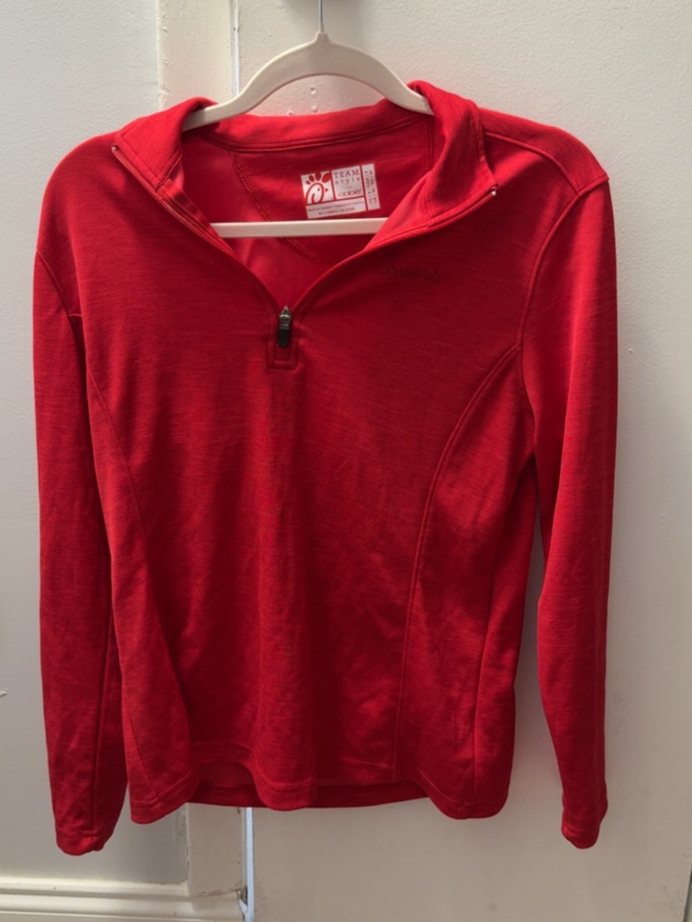 *SOLD ON EBAY* Oobe Chick-fil-A Quarter Zip Pullover Unisex S Red Hydrovent